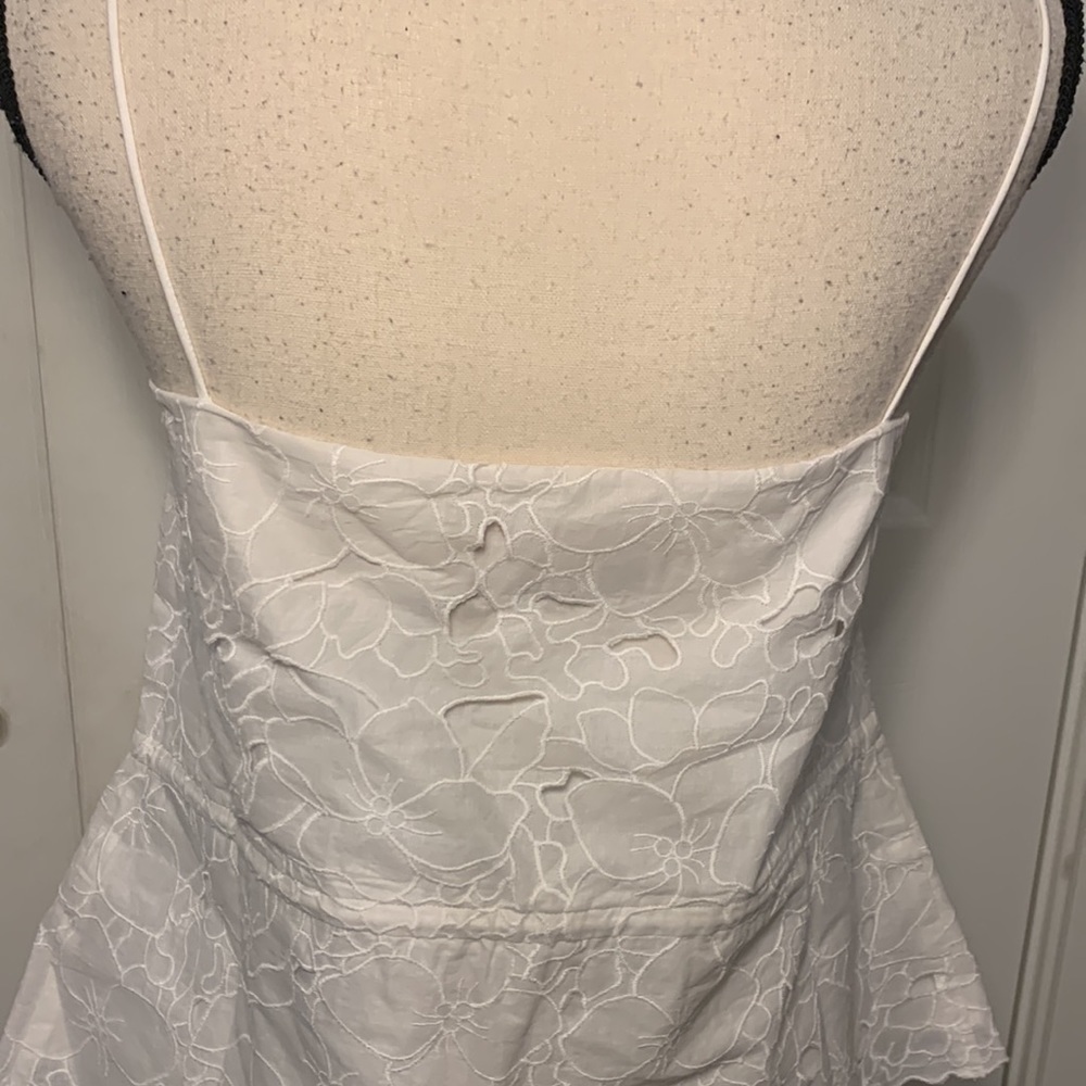 Ginger + Smart Myriad Floral Embroidered Top - Picture 7 of 10